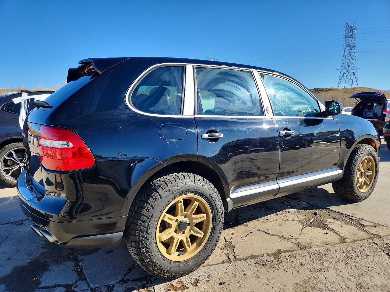 2008 PORSCHE CAYENNE TURBO photo 3
