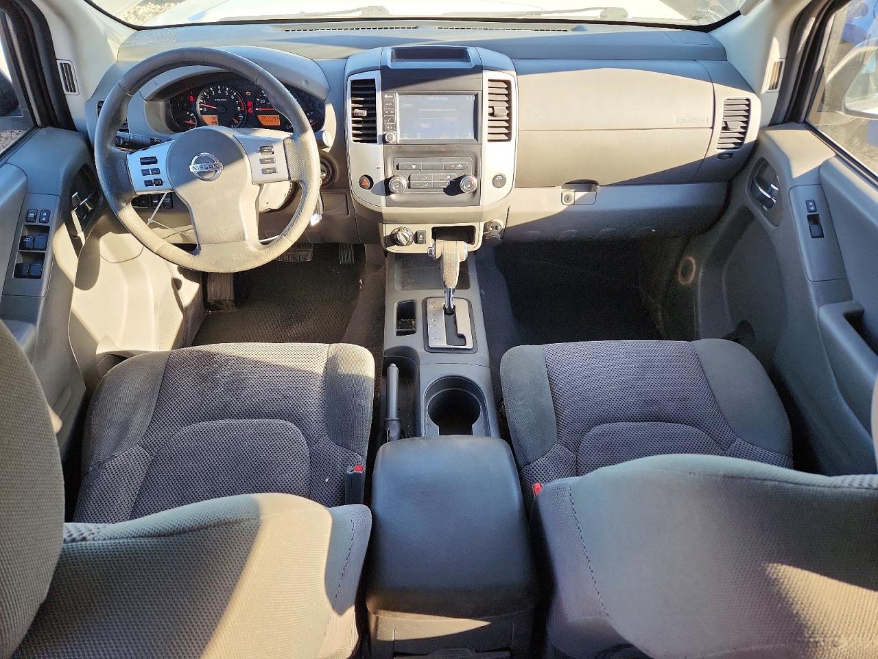 2019 NISSAN FRONTIER SV photo 15