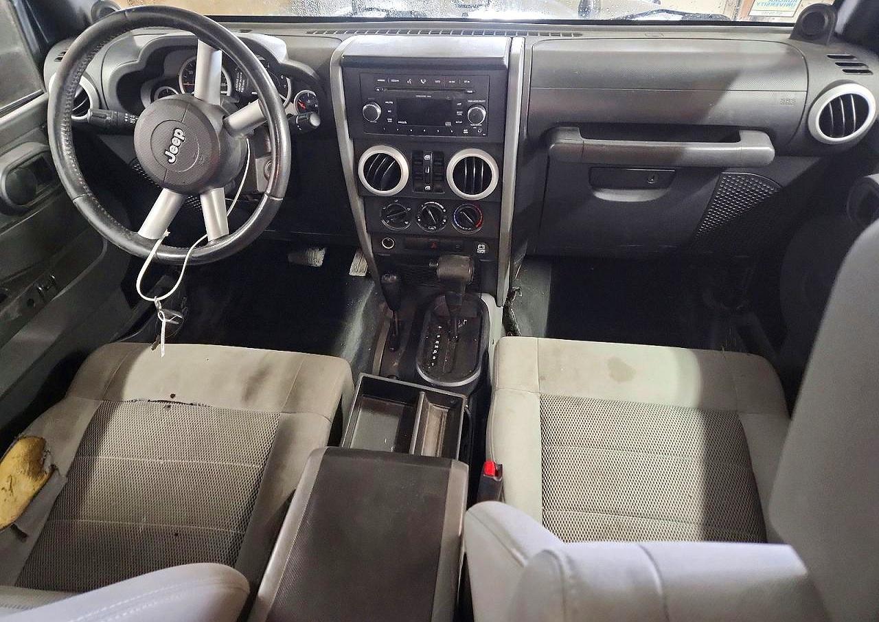2009 JEEP WRANGLER UNLIMITED SAHARA photo 22