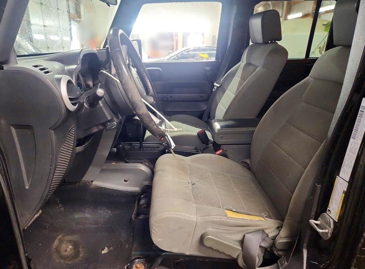 2009 JEEP WRANGLER UNLIMITED SAHARA photo 19