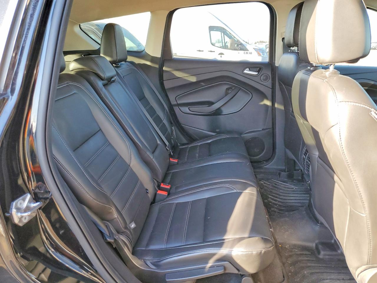 2017 FORD ESCAPE TITANIUM photo 21