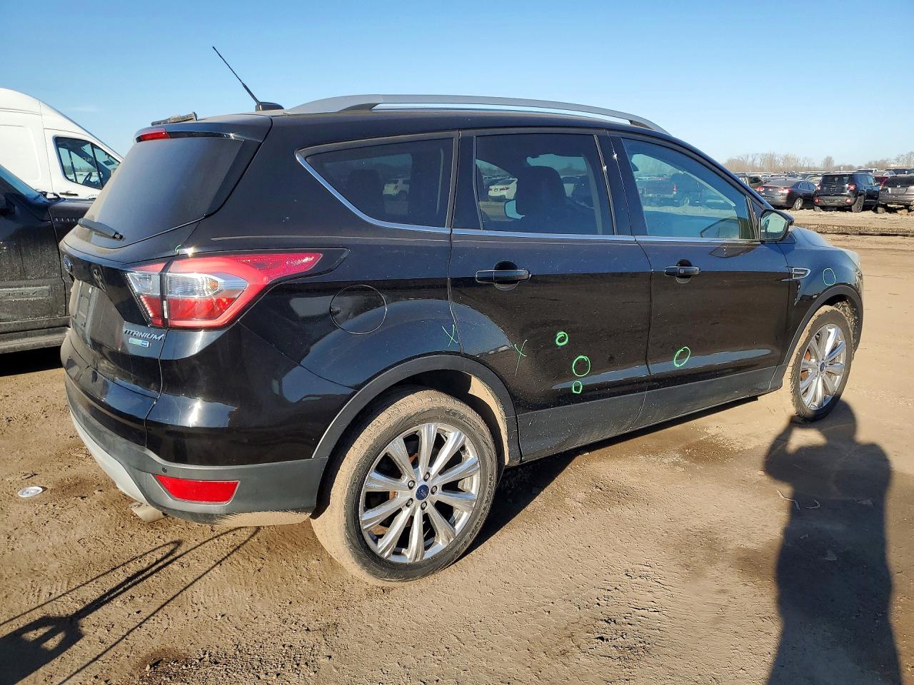 2017 FORD ESCAPE TITANIUM photo 5