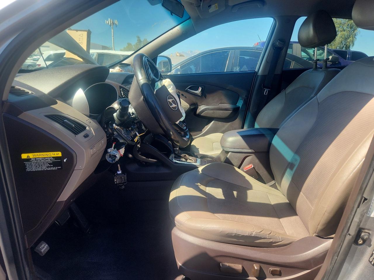 2015 HYUNDAI TUCSON SE photo 7