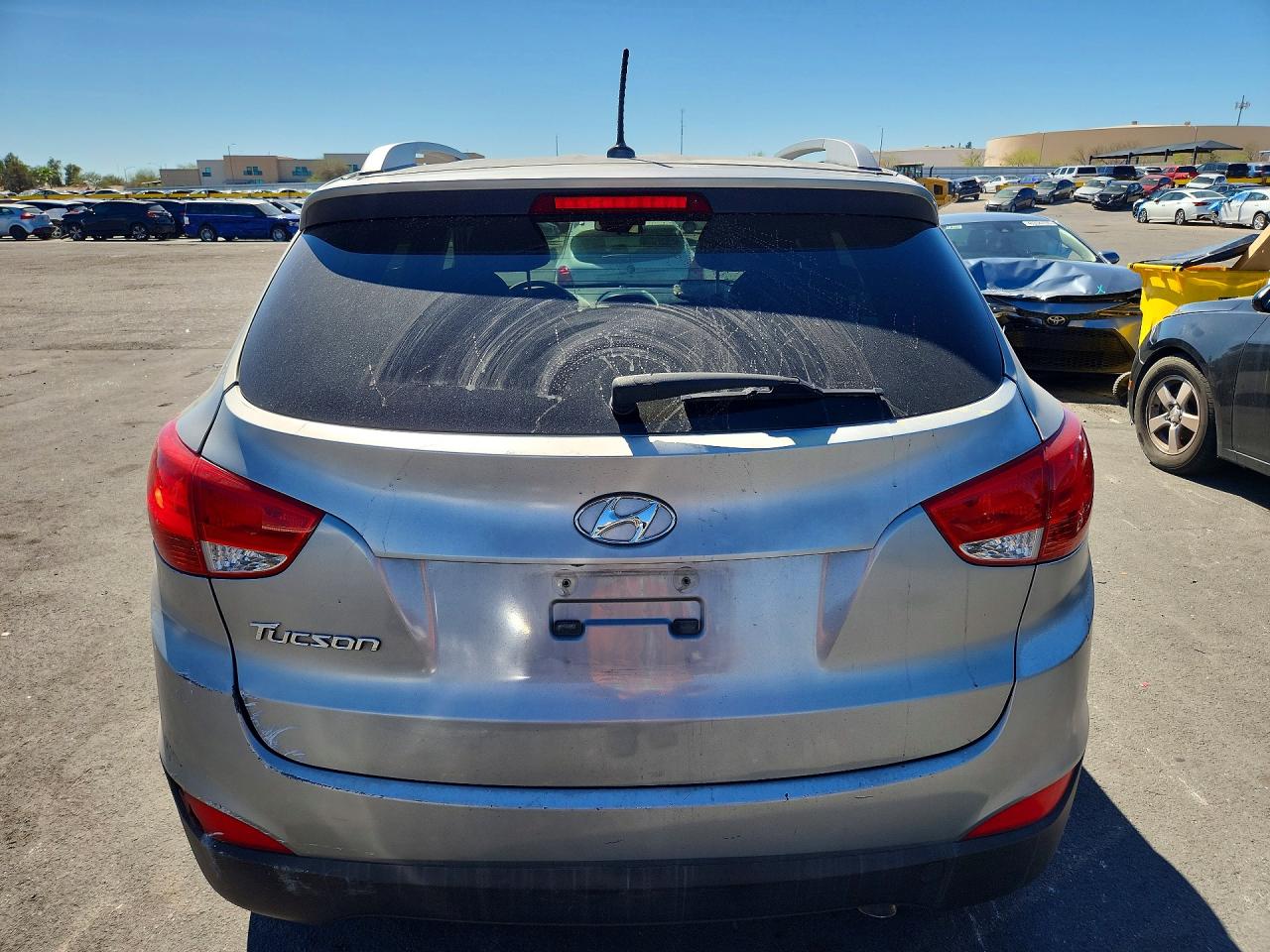 2015 HYUNDAI TUCSON SE photo 6