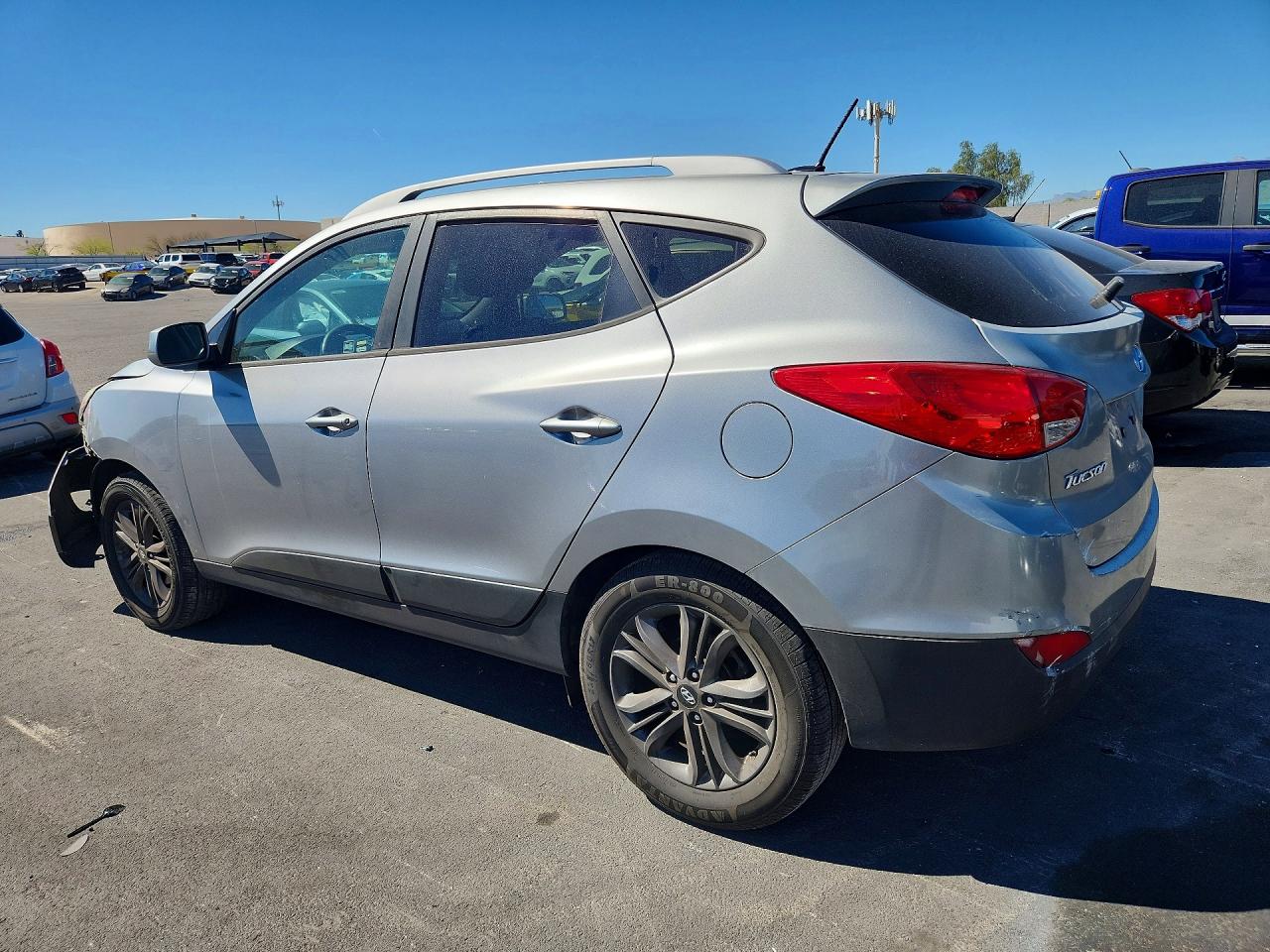 2015 HYUNDAI TUCSON SE photo 2