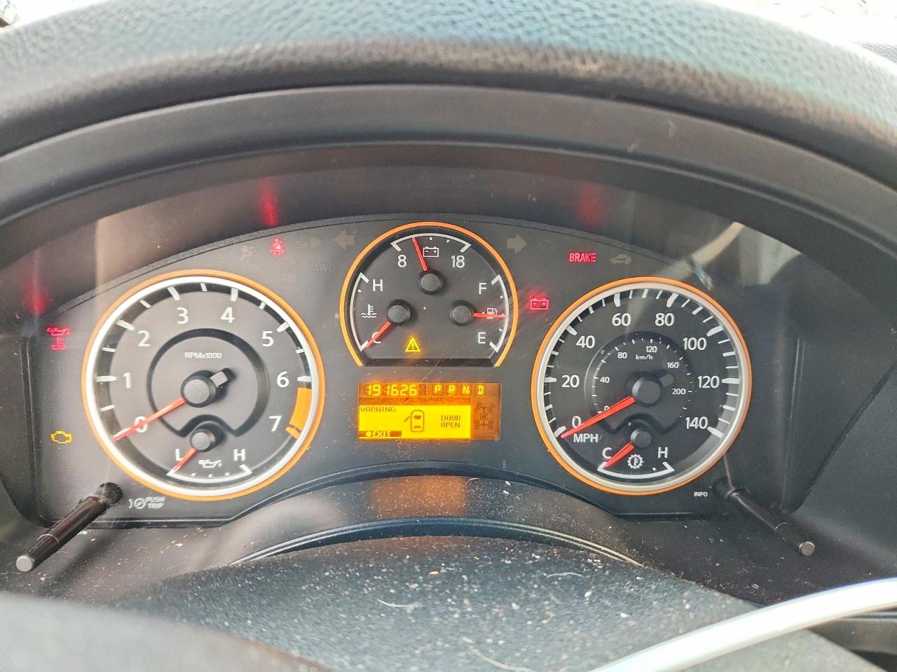2012 NISSAN ARMADA SV photo 9