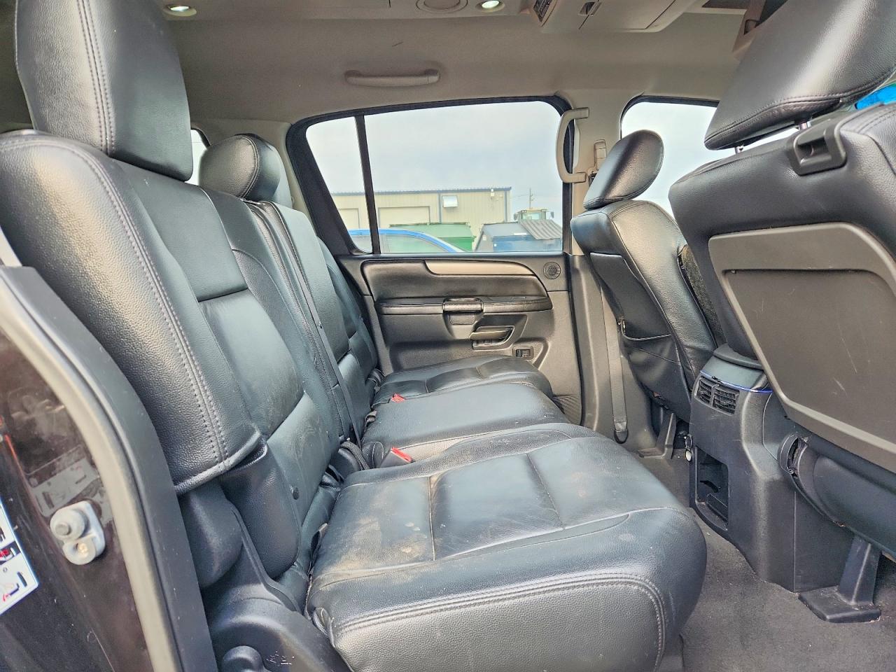 2012 NISSAN ARMADA SV photo 11