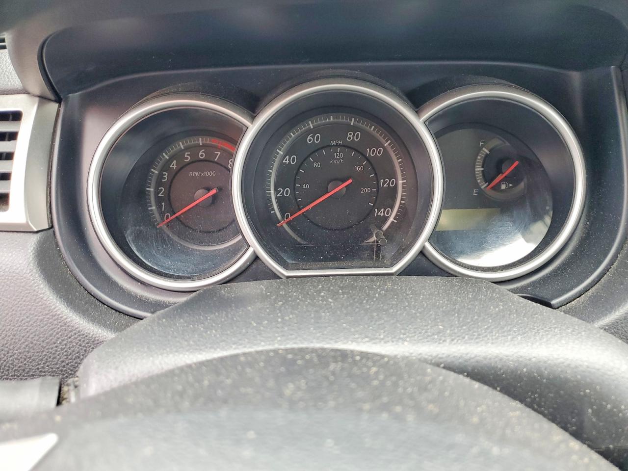 2011 NISSAN VERSA S photo 25