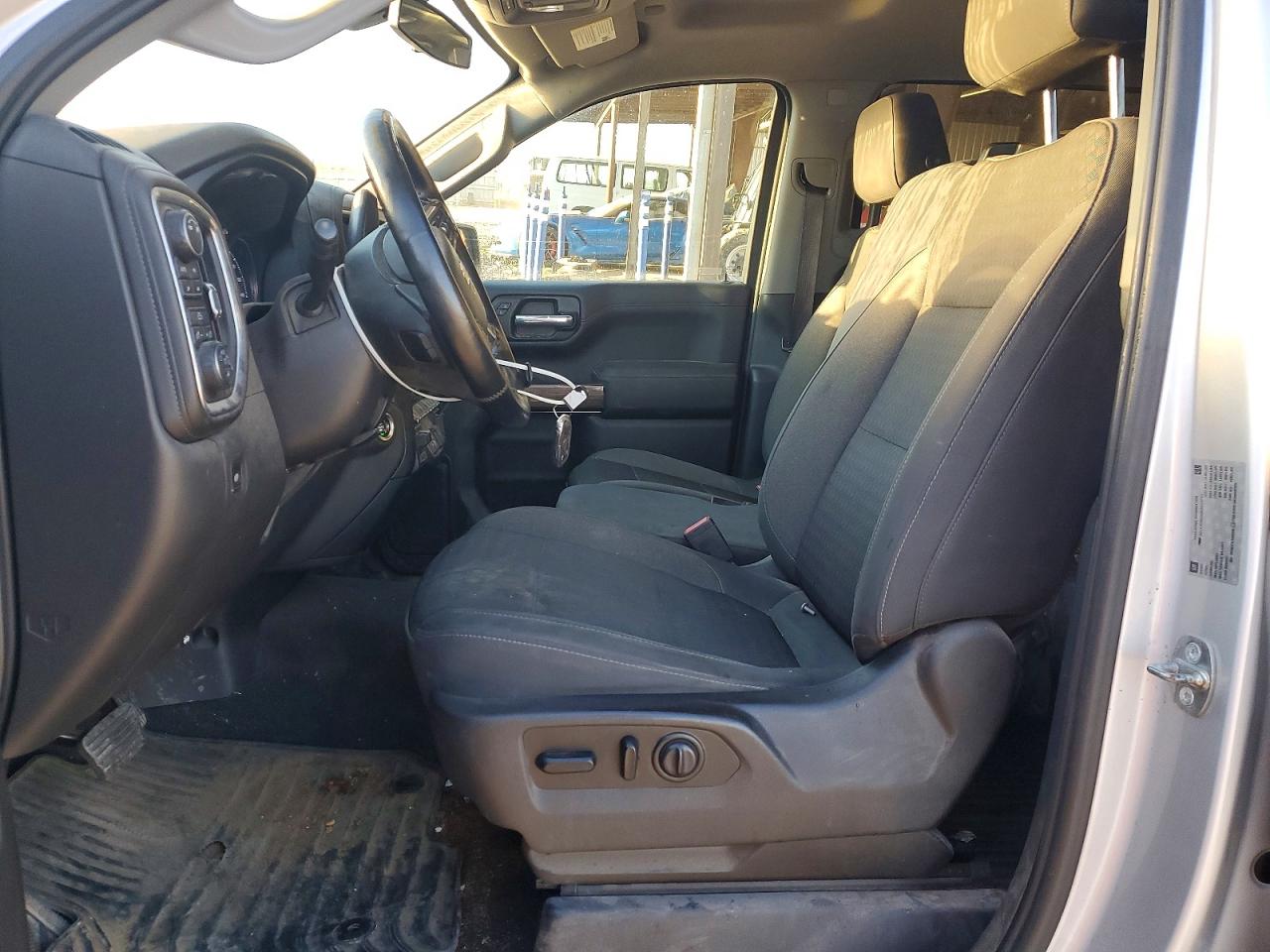 2019 CHEVROLET SILVERADO K1500 LT photo 19