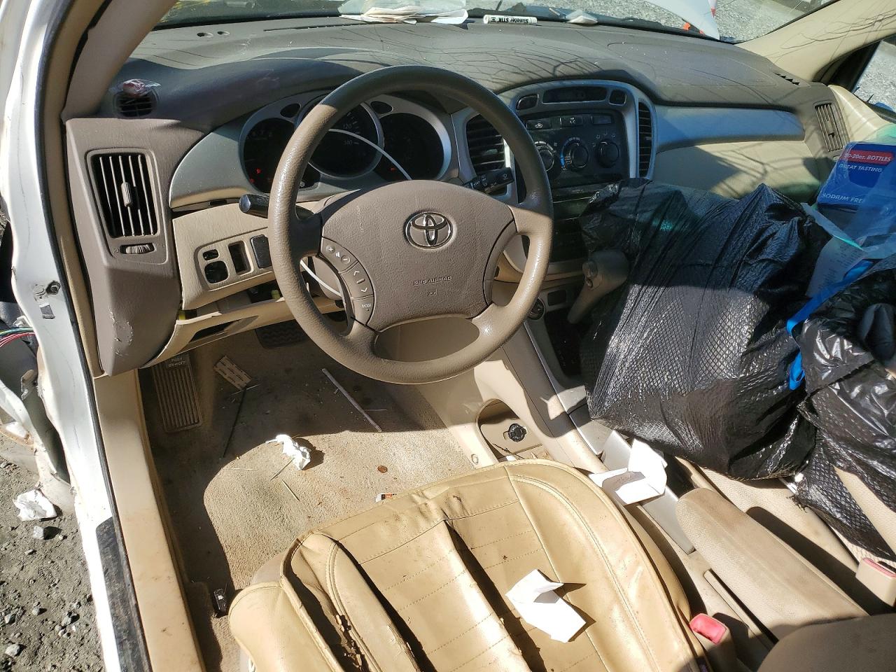 2006 TOYOTA HIGHLANDER BASE photo 15