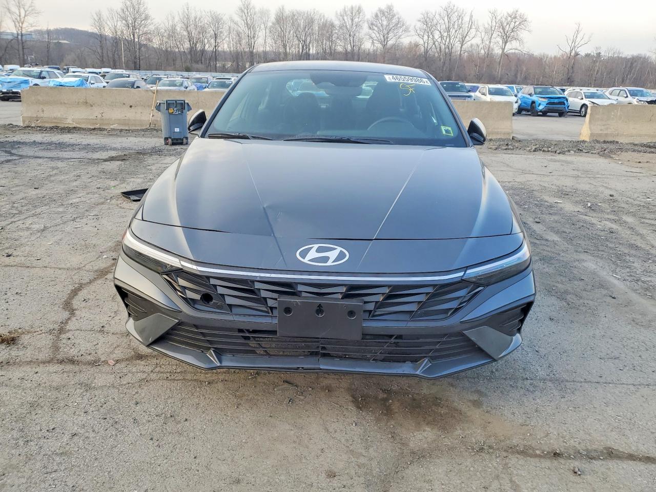 2025 HYUNDAI ELANTRA SEL SPORT photo 5