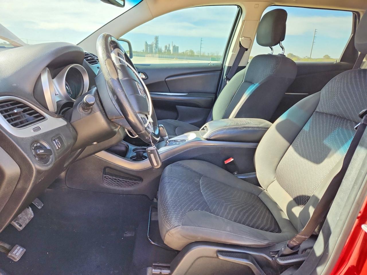 2017 DODGE JOURNEY SE photo 13