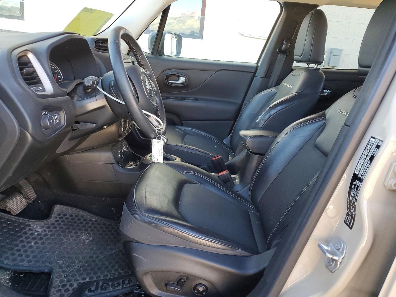 2017 JEEP RENEGADE TRAILHAWK photo 7