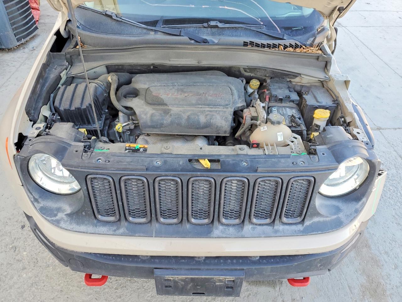 2017 JEEP RENEGADE TRAILHAWK photo 11