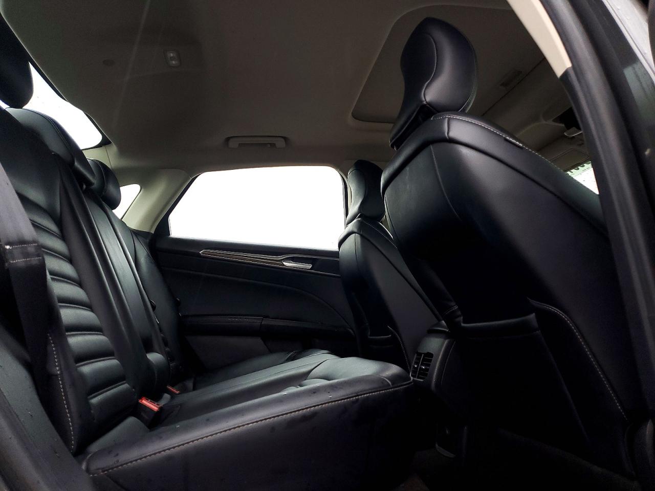 2019 FORD FUSION SEL photo 19