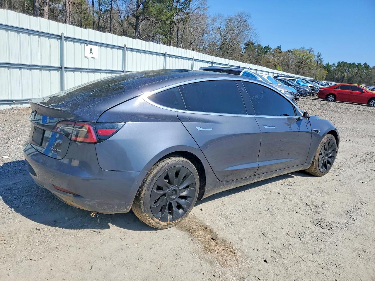 2019 TESLA MODEL 3 photo 5