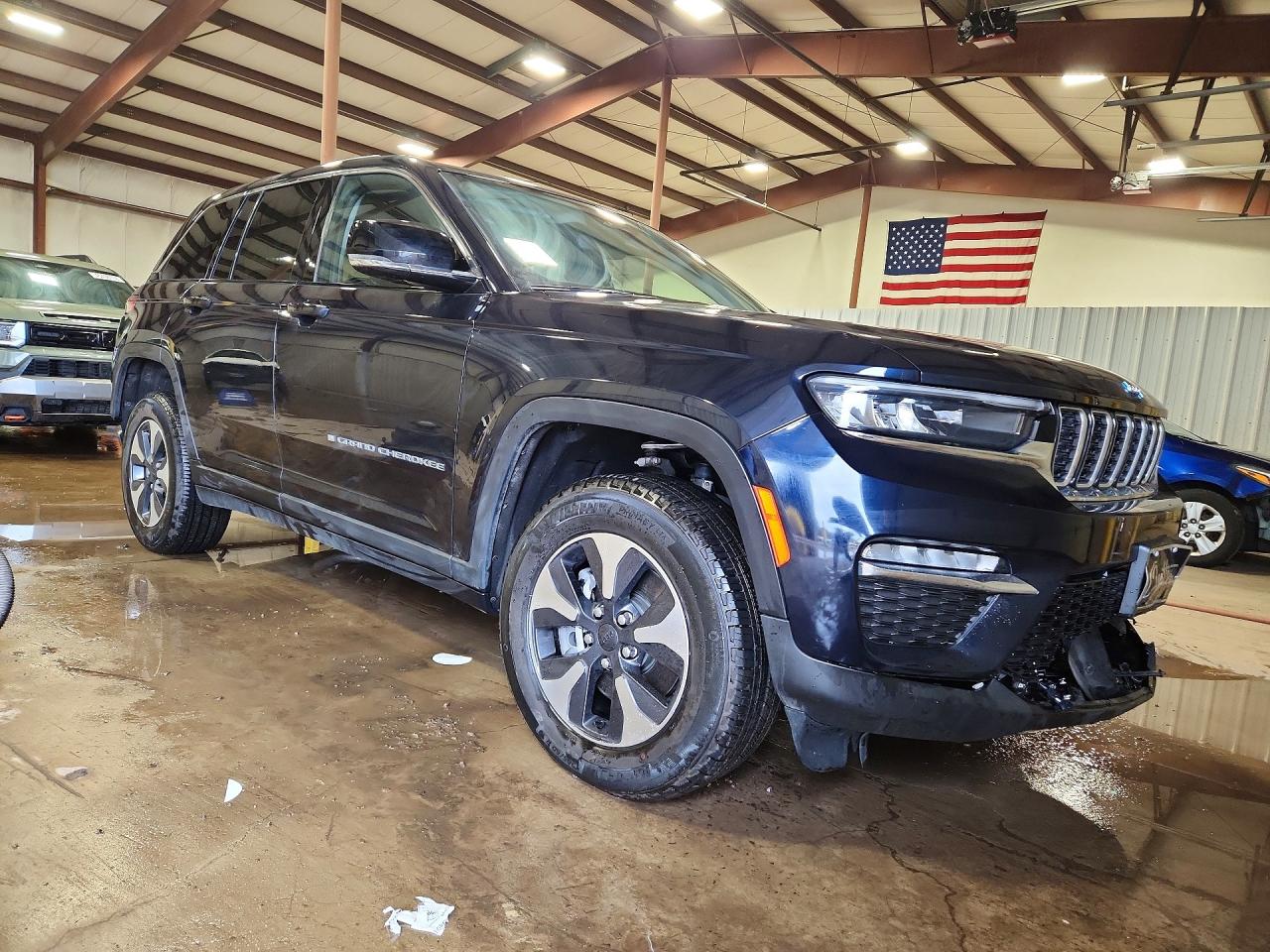 2023 JEEP GRAND CHEROKEE LIMITED 4XE photo 10