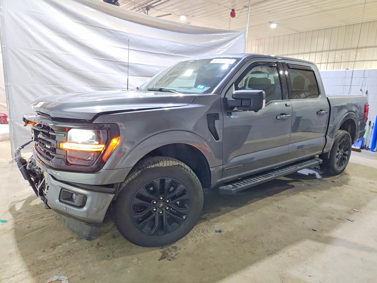2025 FORD F150