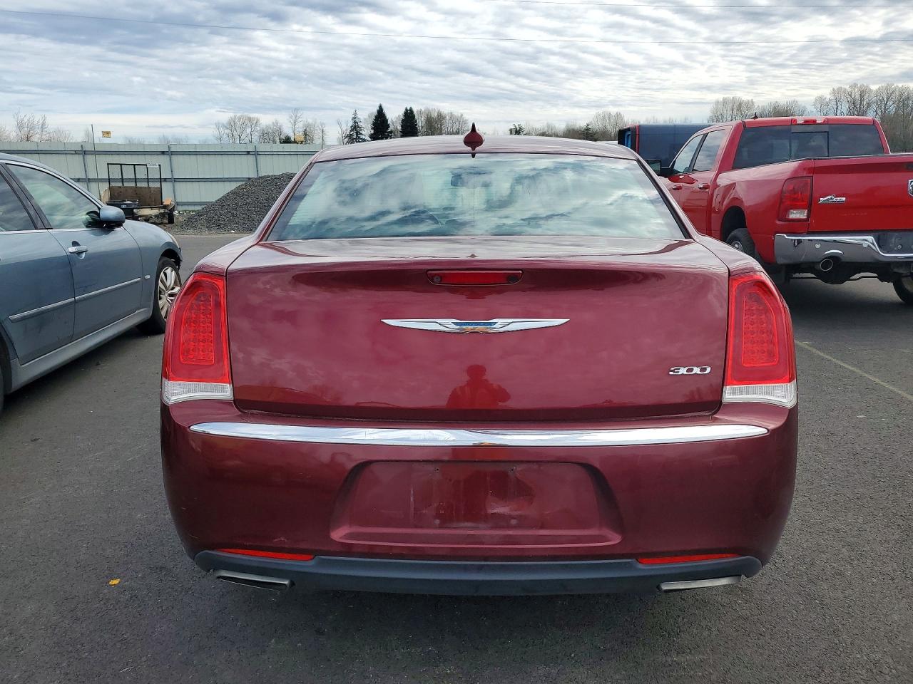 2016 CHRYSLER 300 LIMITED photo 6
