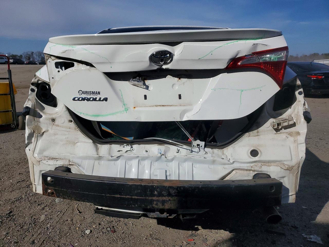 2015 TOYOTA COROLLA S PLUS photo 16