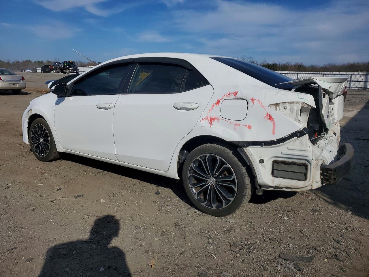 2015 TOYOTA COROLLA S PLUS photo 4