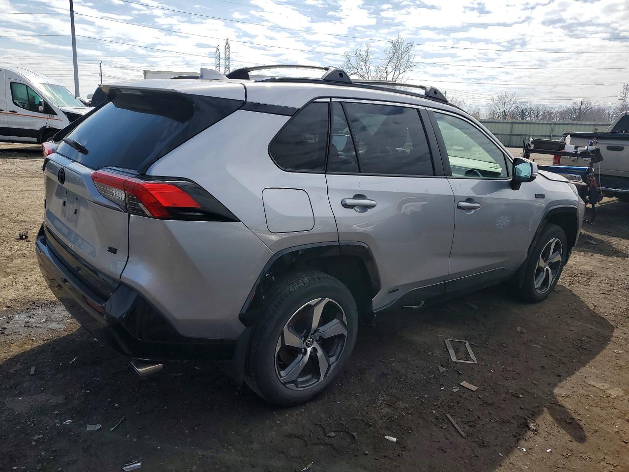 2021 TOYOTA RAV4 PRIME SE photo 5