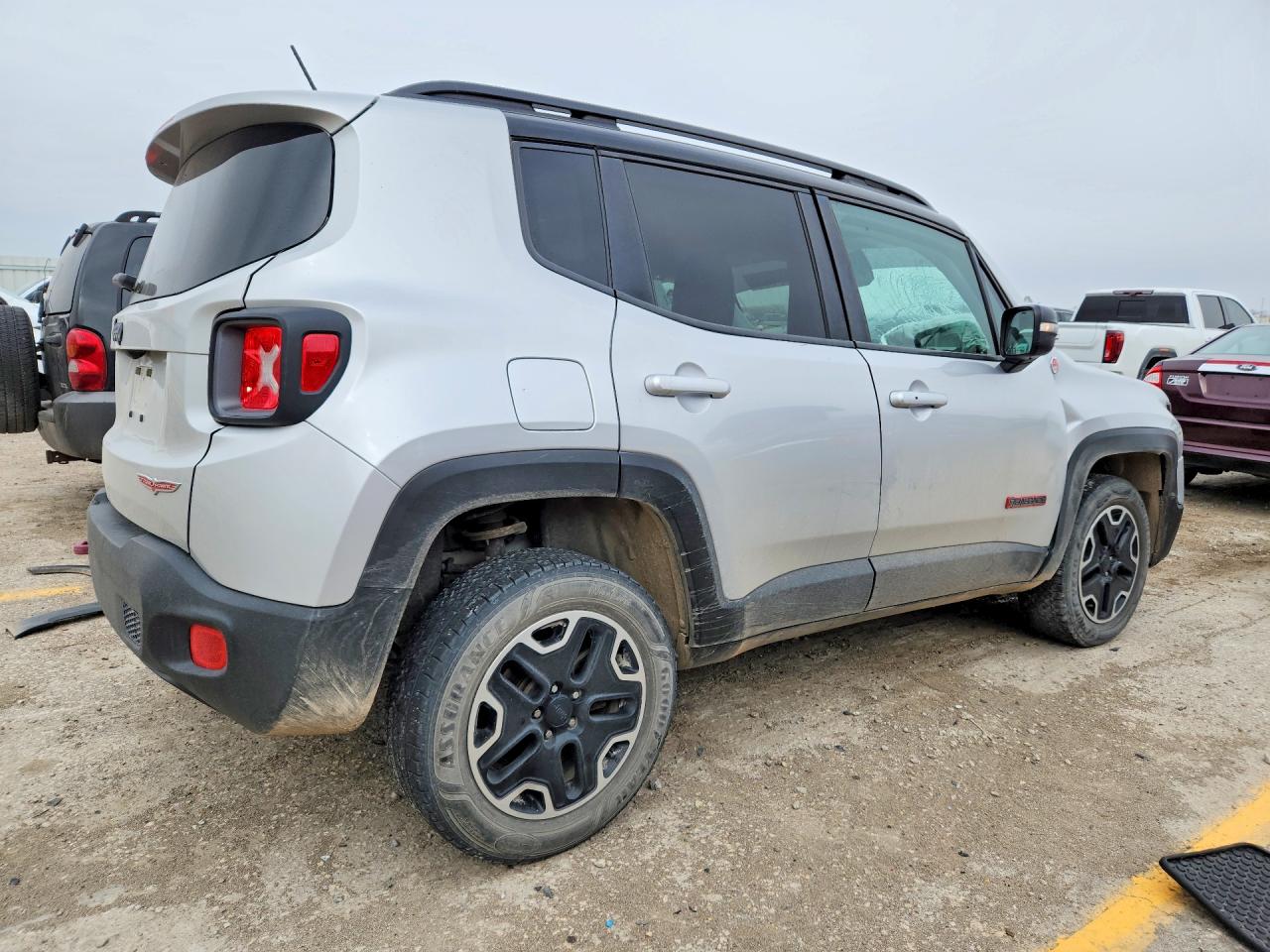 2017 JEEP RENEGADE TRAILHAWK photo 5
