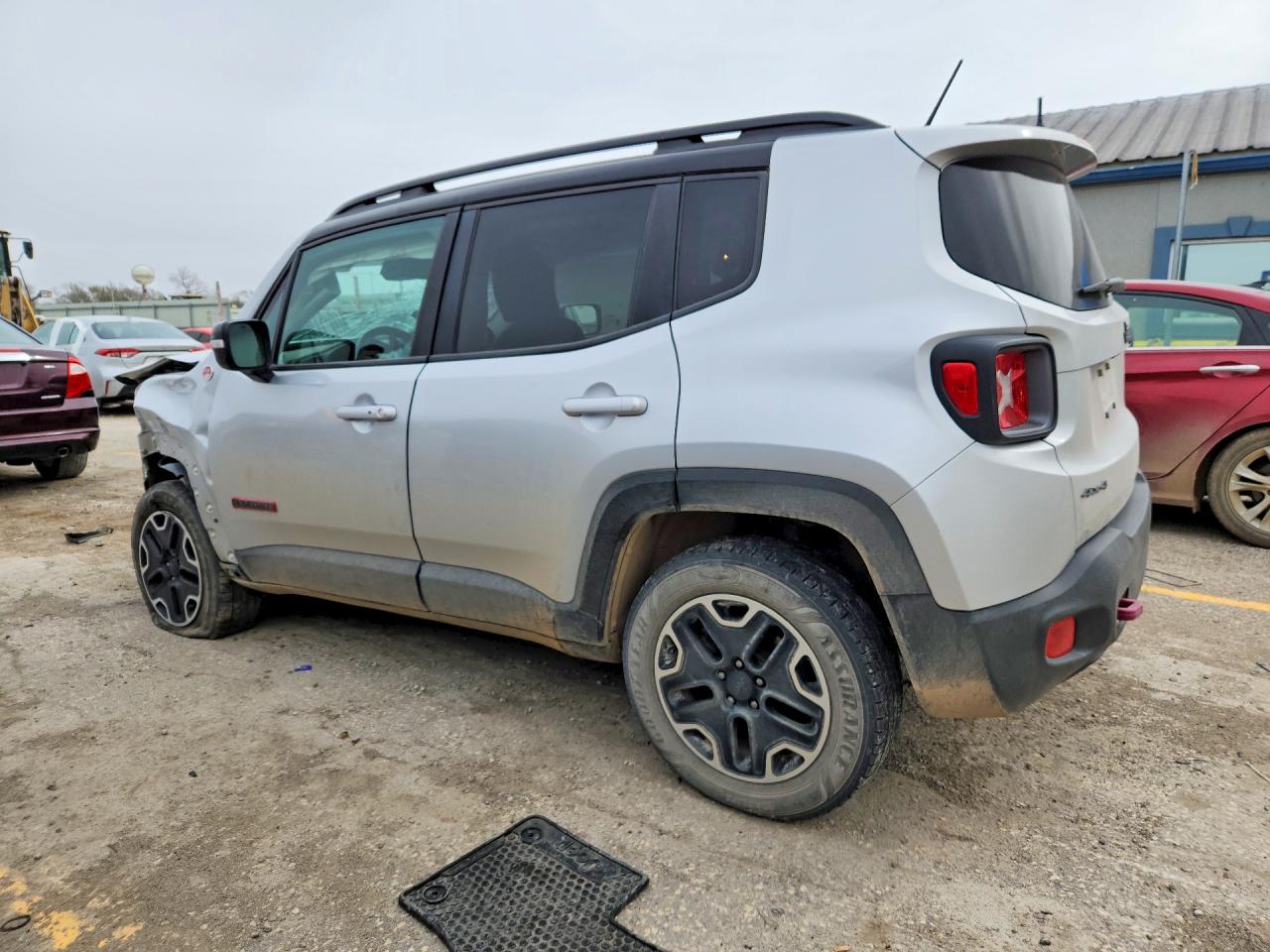 2017 JEEP RENEGADE TRAILHAWK photo 3