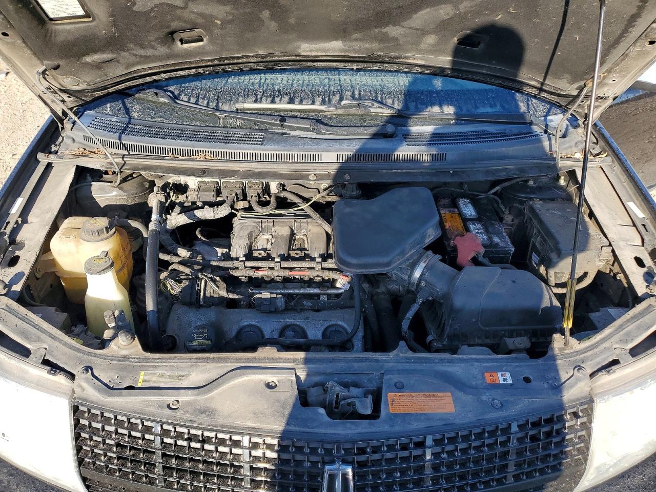 2010 LINCOLN TOWNHOUSE MKX photo 21