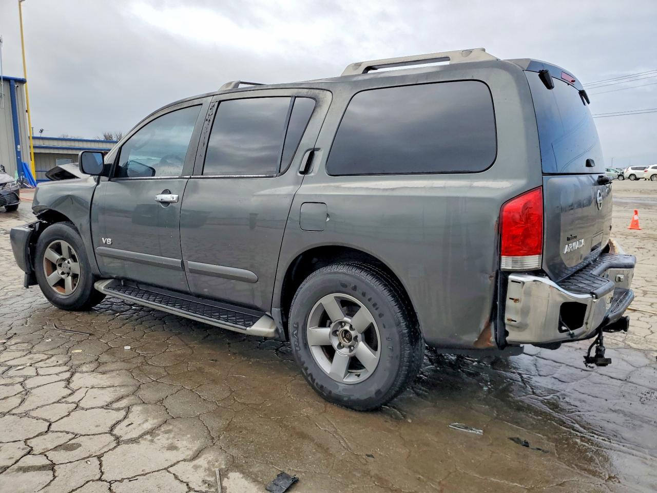 2005 NISSAN ARMADA SE photo 3