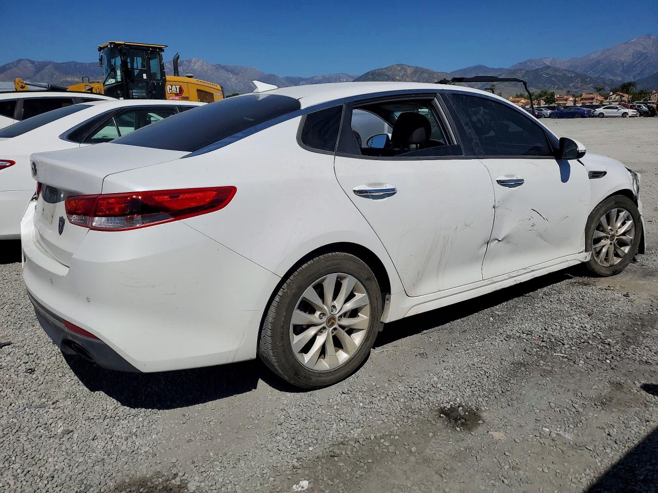 2018 KIA OPTIMA LX photo 5