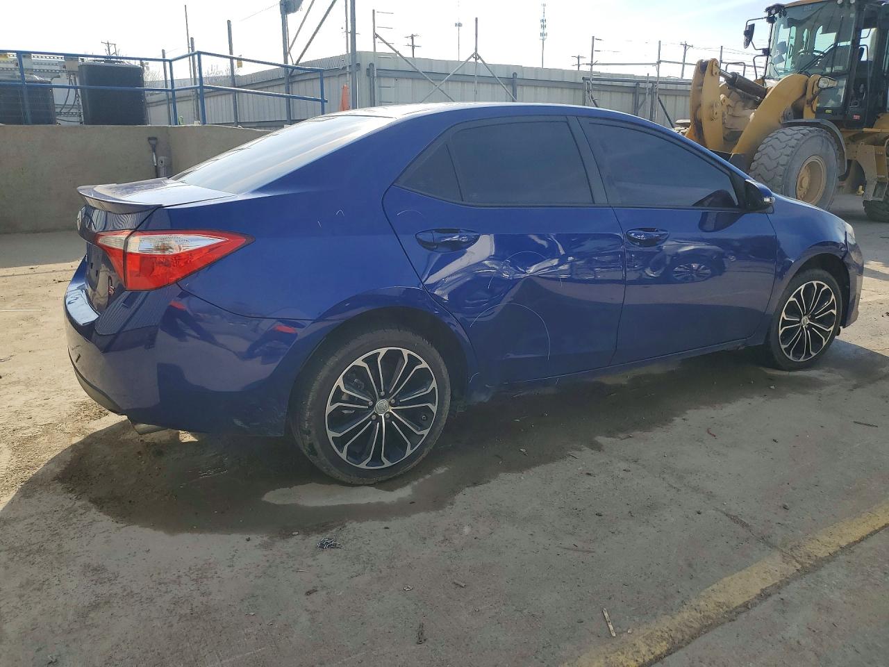 2016 TOYOTA COROLLA S PLUS photo 3
