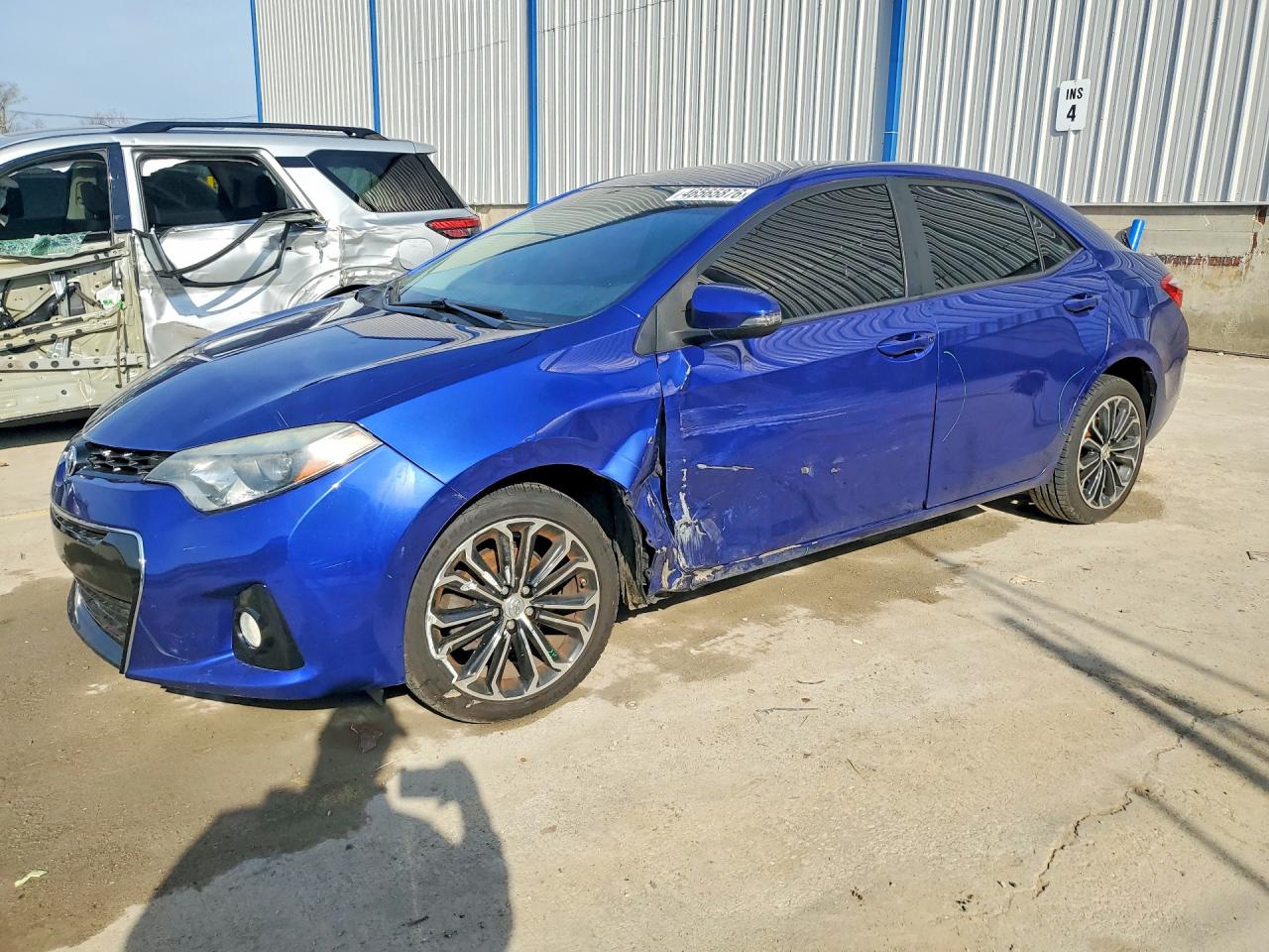 2016 TOYOTA COROLLA