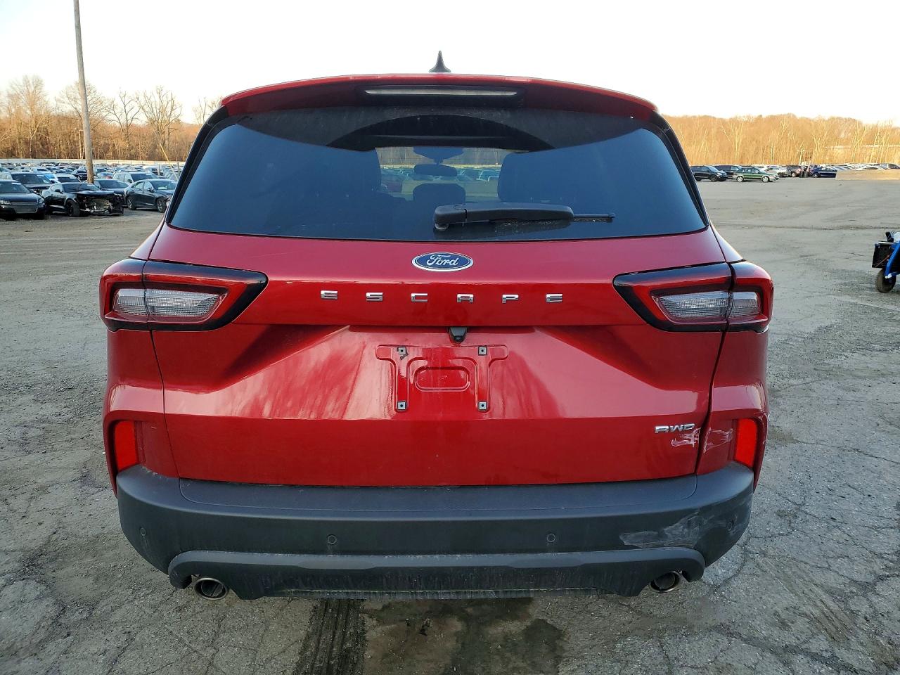 2025 FORD ESCAPE ST LINE photo 11