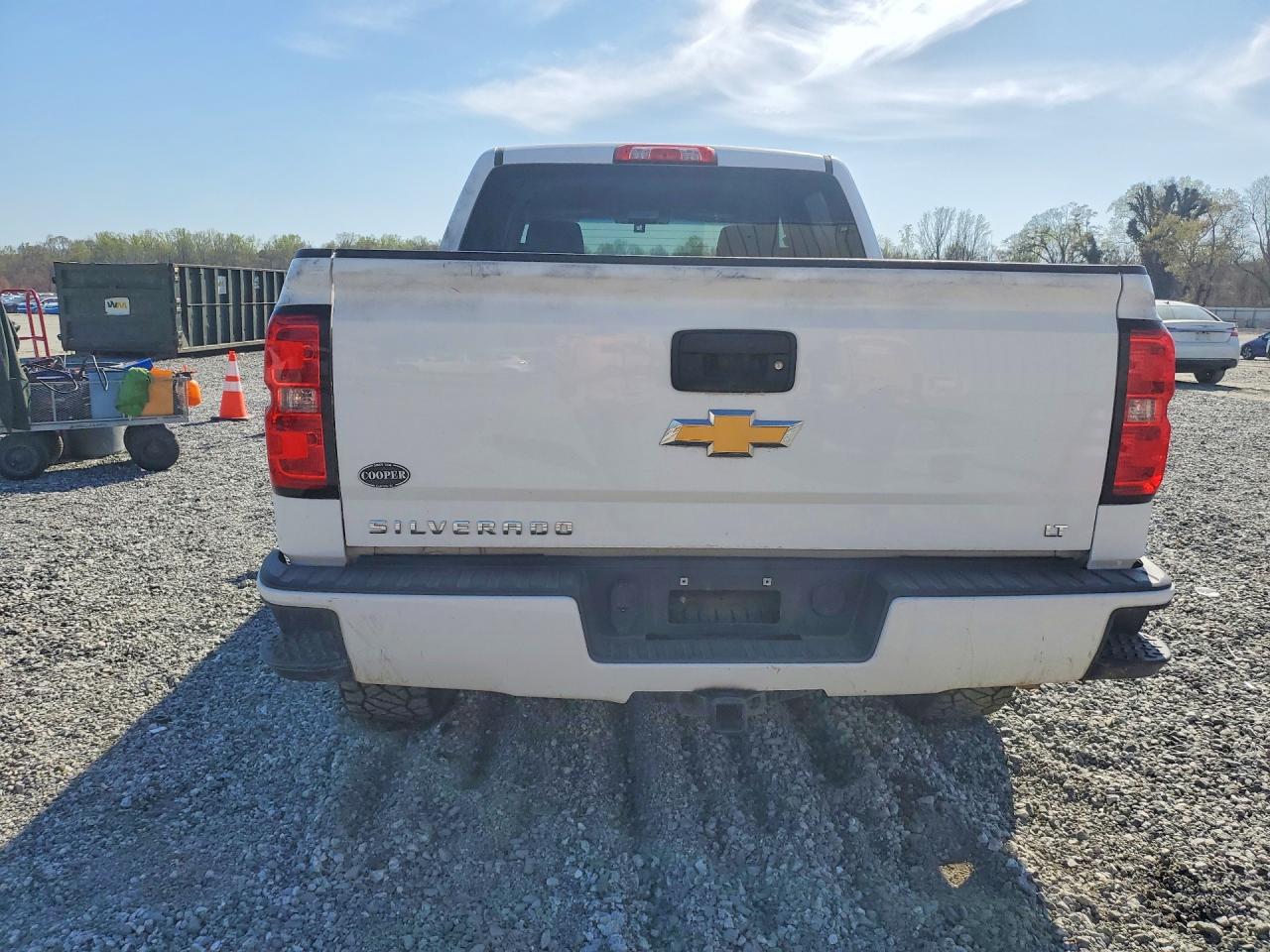 2017 CHEVROLET SILVERADO K1500 LT photo 11
