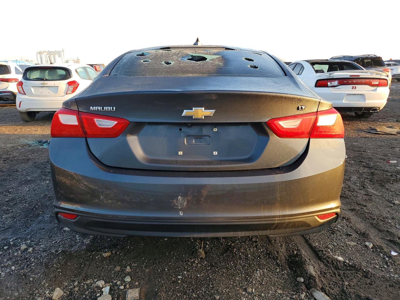 2017 CHEVROLET MALIBU LT photo 11