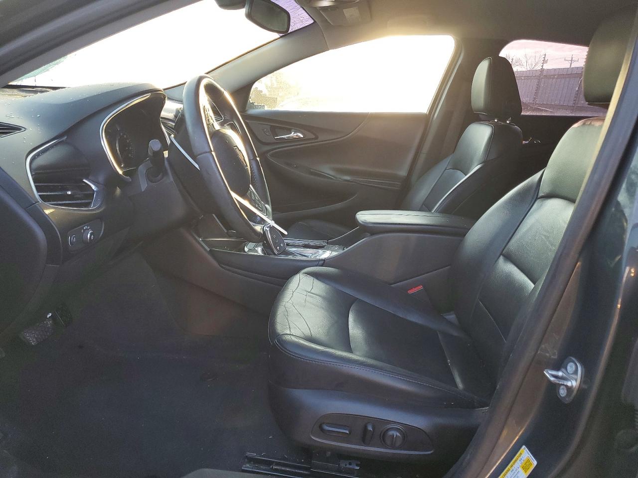 2017 CHEVROLET MALIBU LT photo 13
