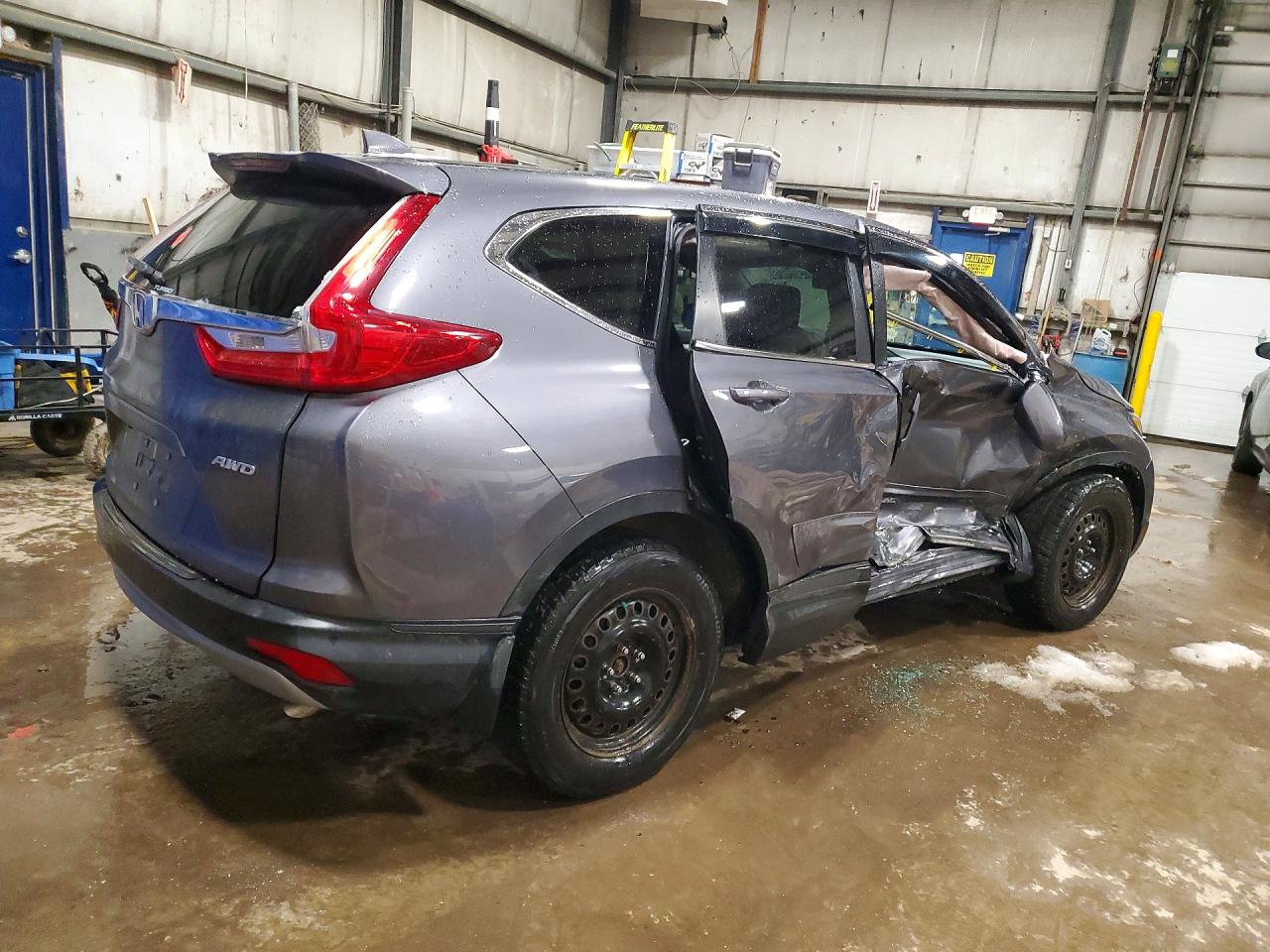 2017 HONDA CR-V LX photo 7