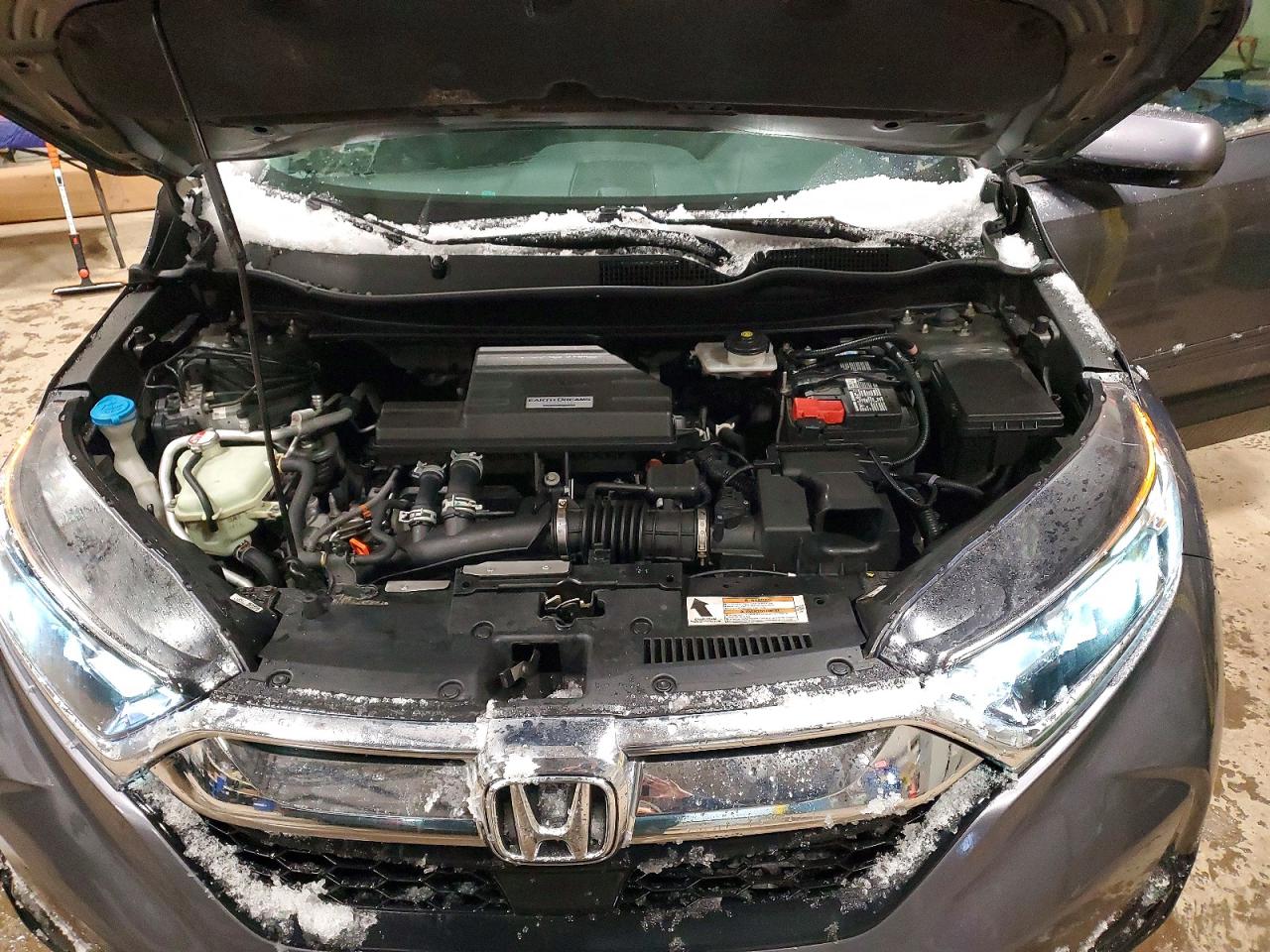 2017 HONDA CR-V LX photo 34