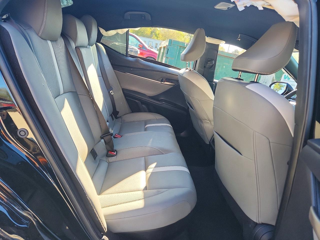 2025 TOYOTA CAMRY SE photo 19