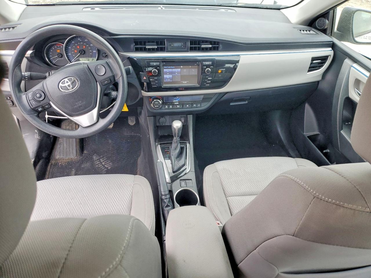 2016 TOYOTA COROLLA LE photo 22