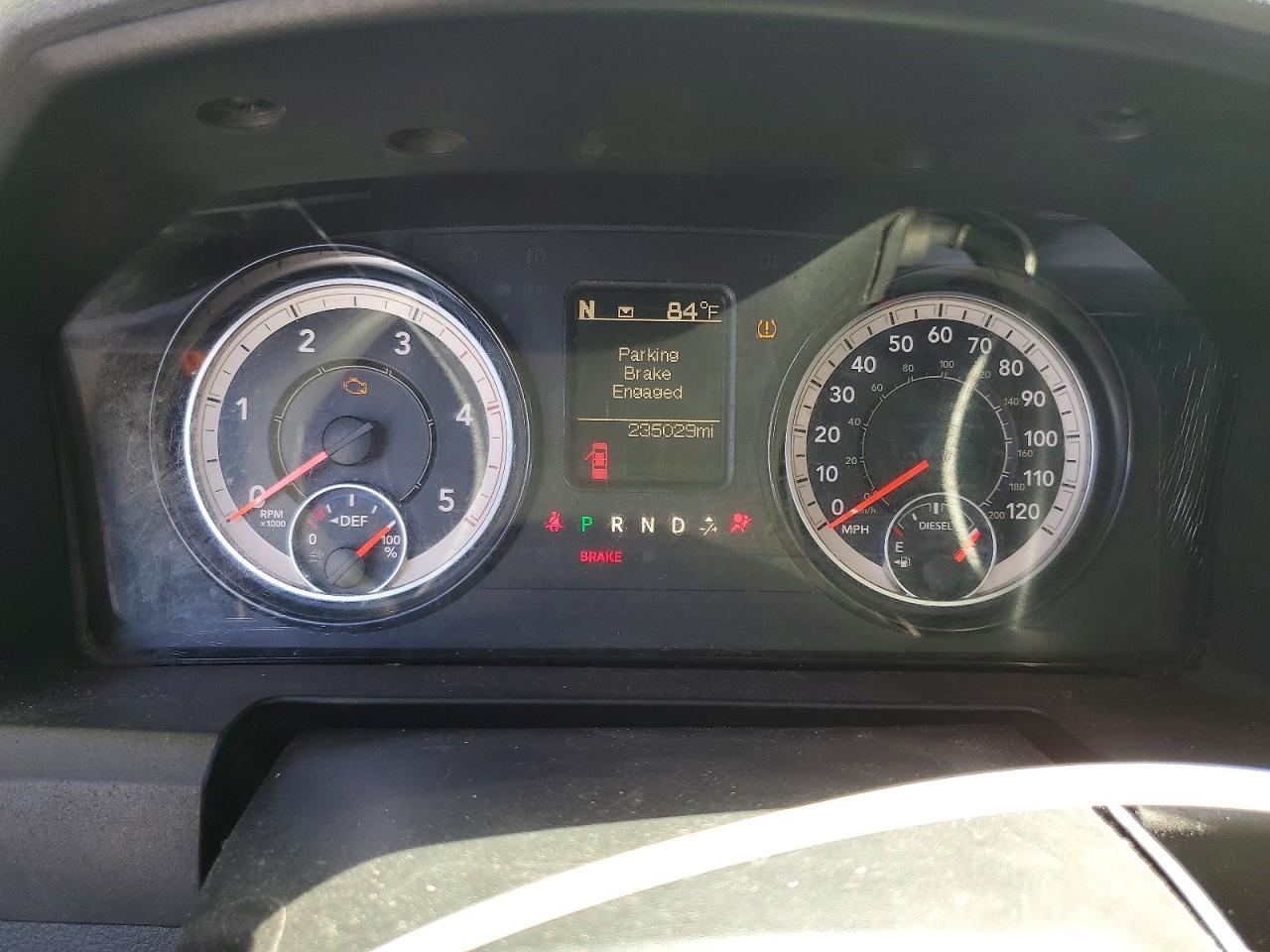 2017 RAM 2500 ST photo 17