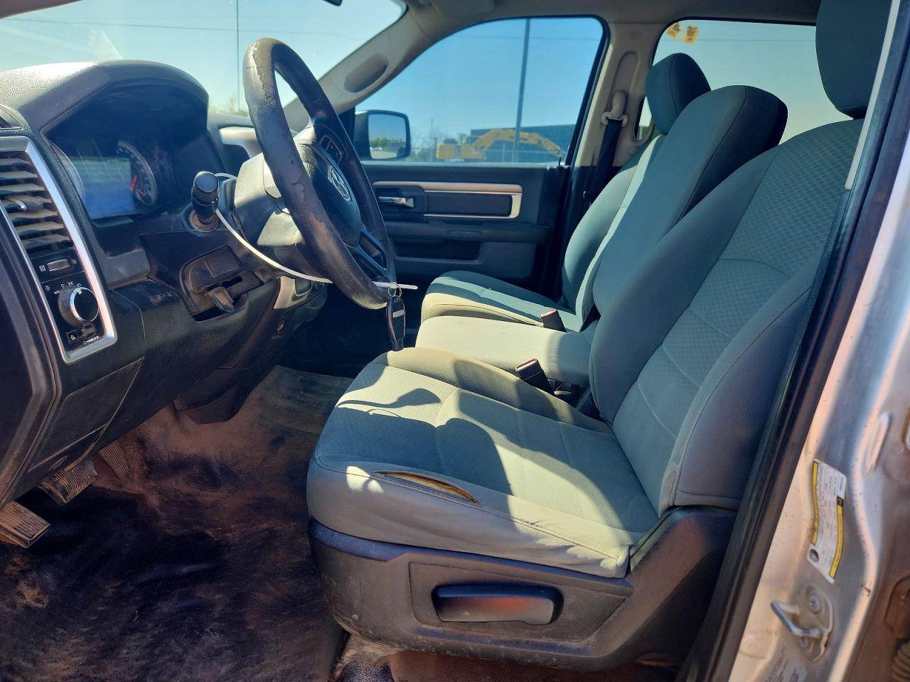 2017 RAM 2500 SLT photo 13