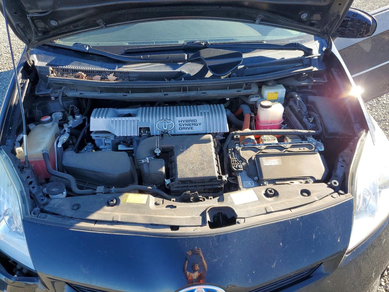 2015 TOYOTA PRIUS THREE photo 11