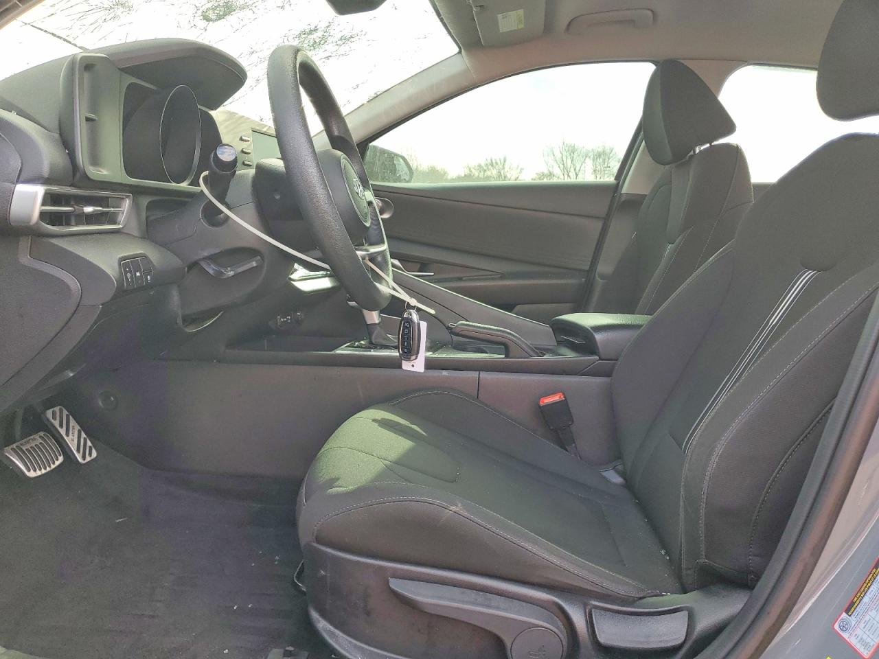 2022 HYUNDAI ELANTRA SEL photo 19