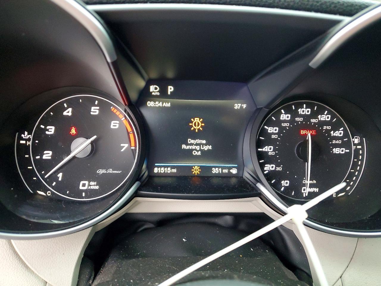2019 ALFA ROMEO GIULIA TI photo 9