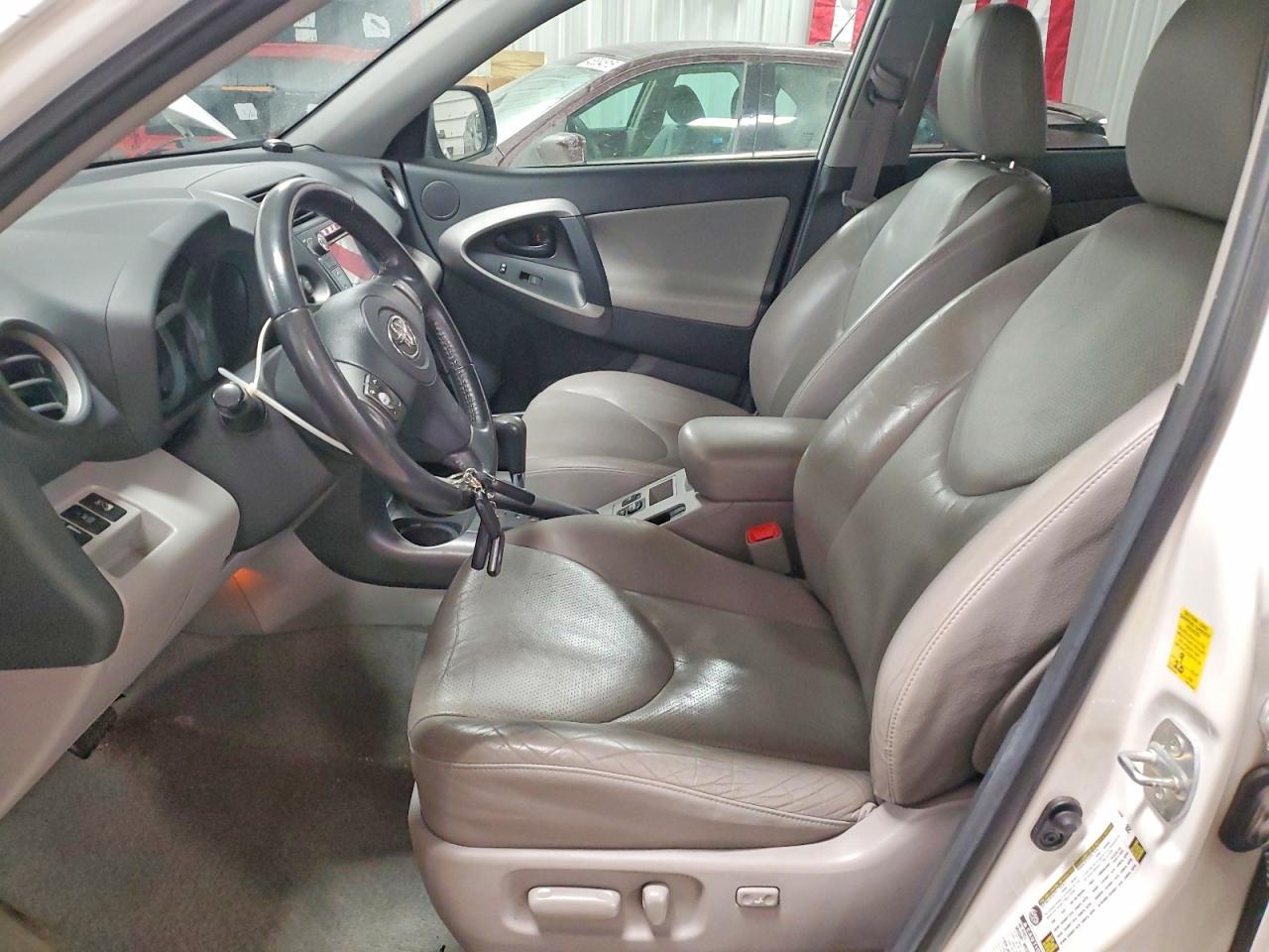 2010 TOYOTA RAV4 LIMITED photo 7