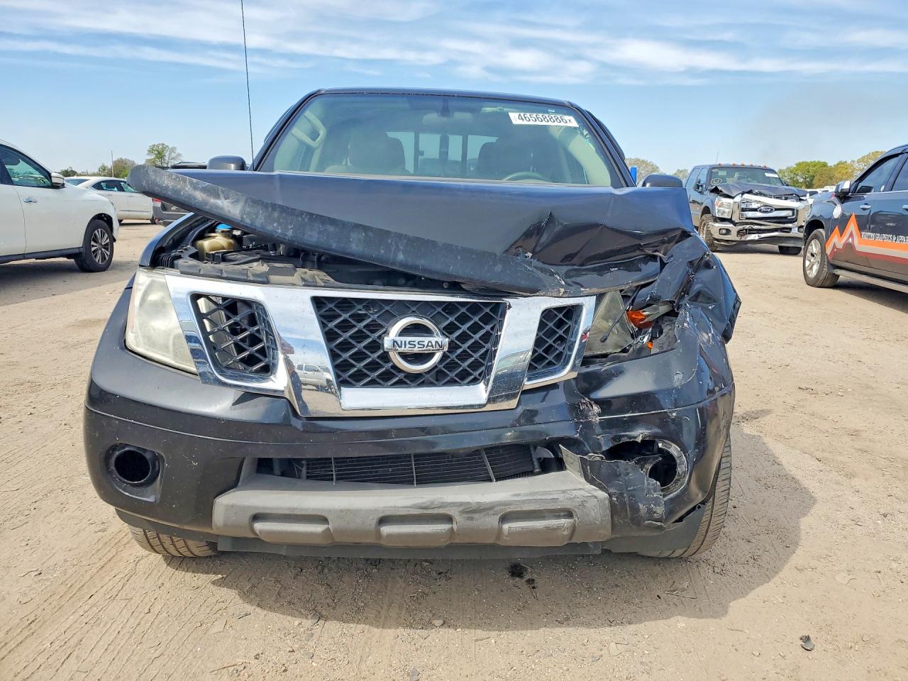 2019 NISSAN FRONTIER SV photo 9