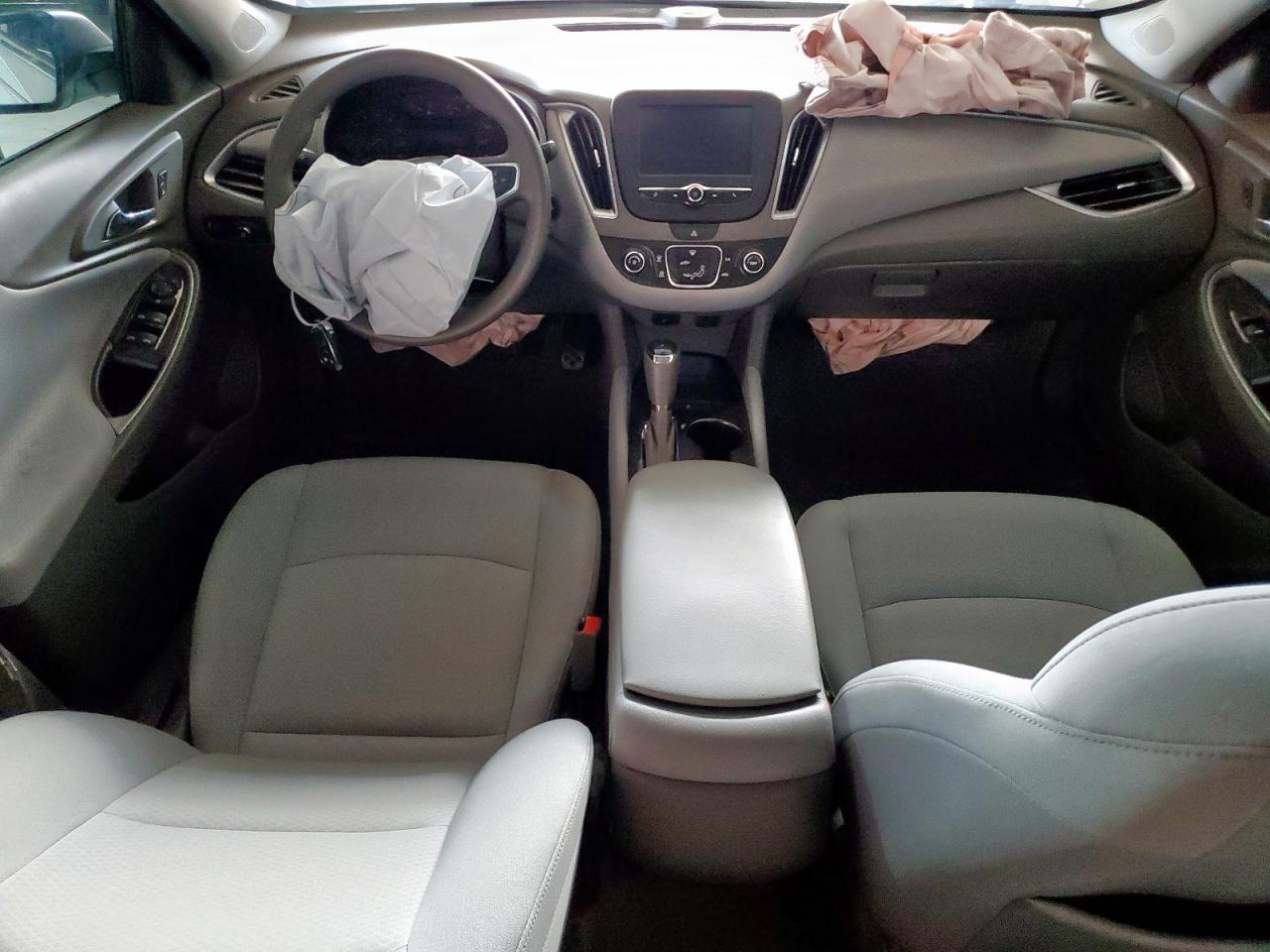 2018 CHEVROLET MALIBU LS photo 22
