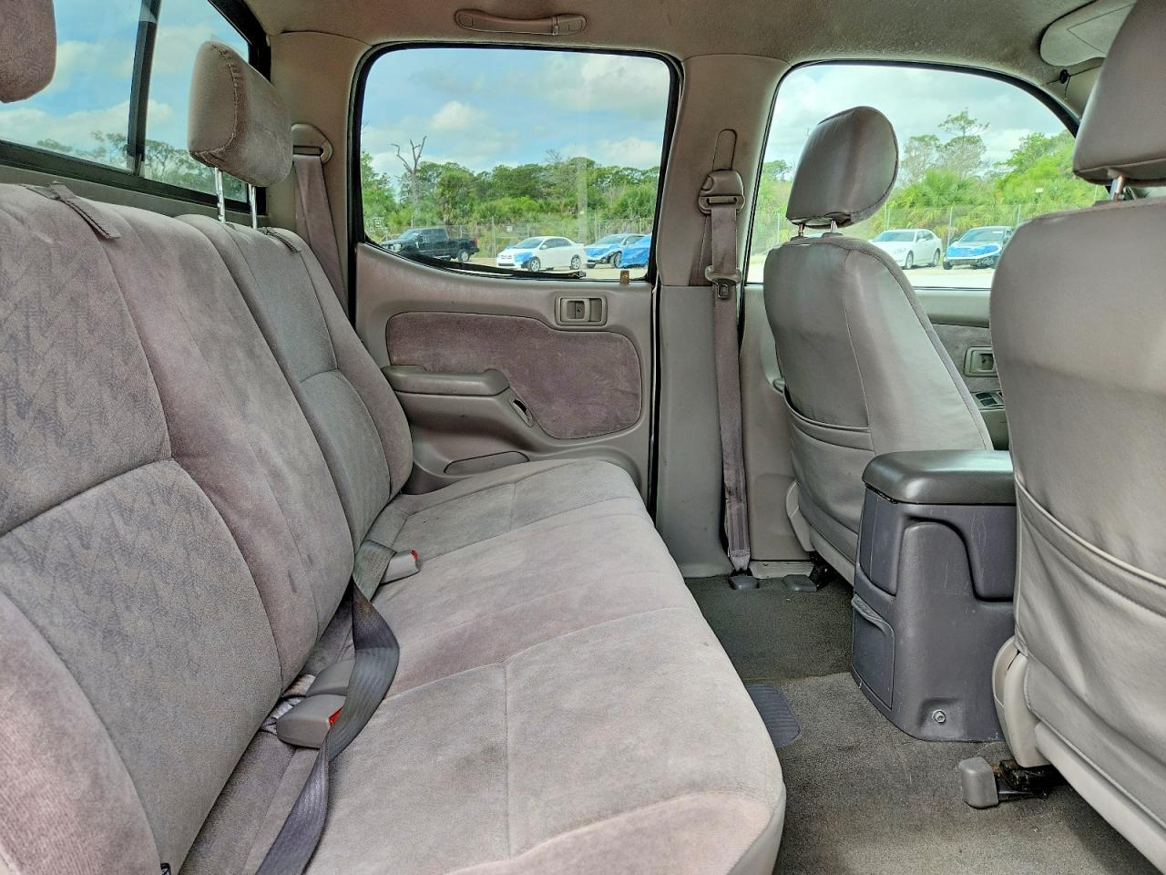 2004 TOYOTA TACOMA PRERUNNER V6 photo 19